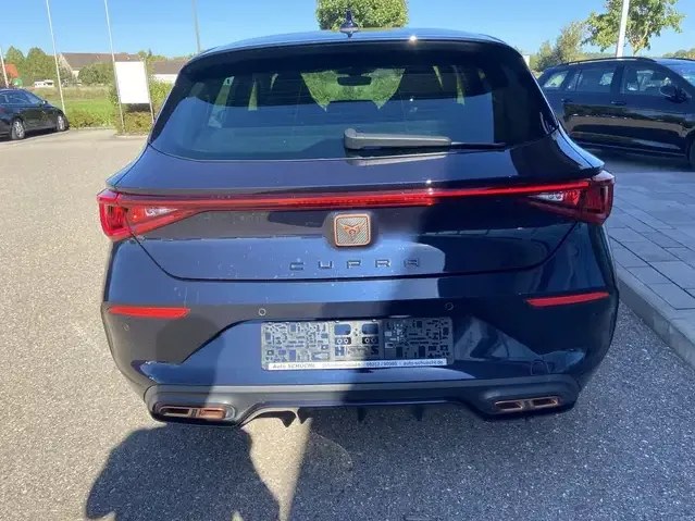 CUPRA Leon