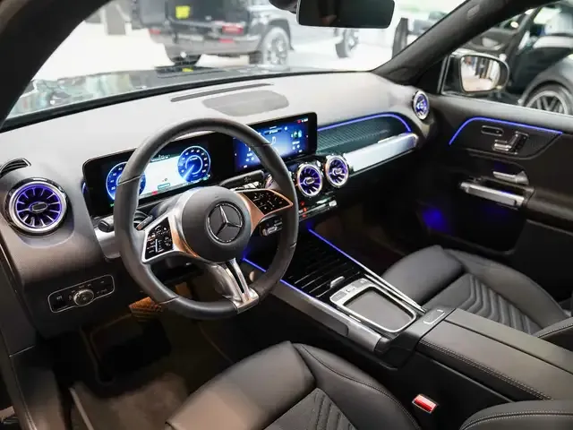 Mercedes-Benz EQB 350