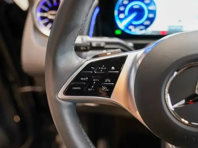 Mercedes-Benz EQB 350
