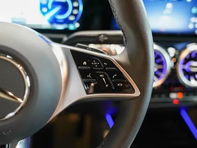 Mercedes-Benz EQB 350