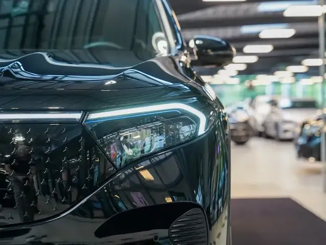 Mercedes-Benz EQB 350