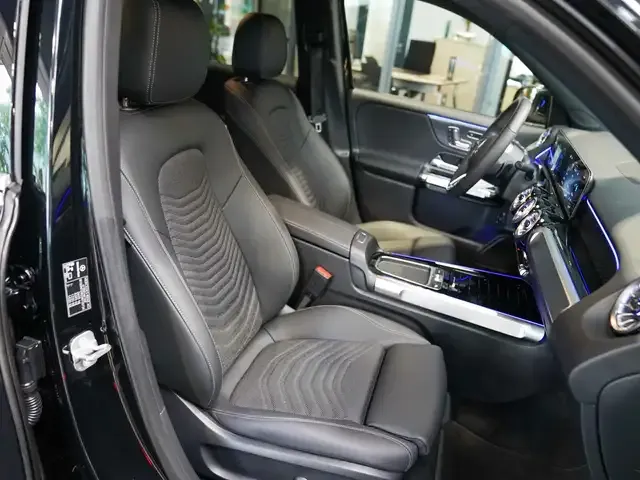 Mercedes-Benz EQB 350