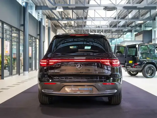 Mercedes-Benz EQB 350