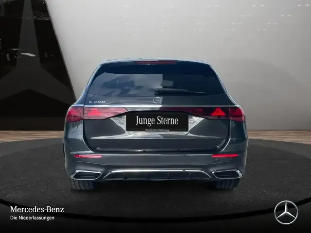 Mercedes-Benz E 200