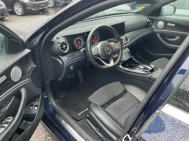 Mercedes-Benz E 400