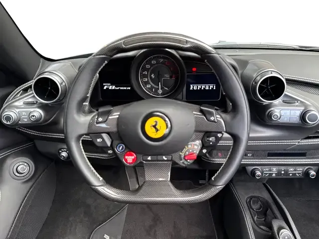 Ferrari F8 Spider