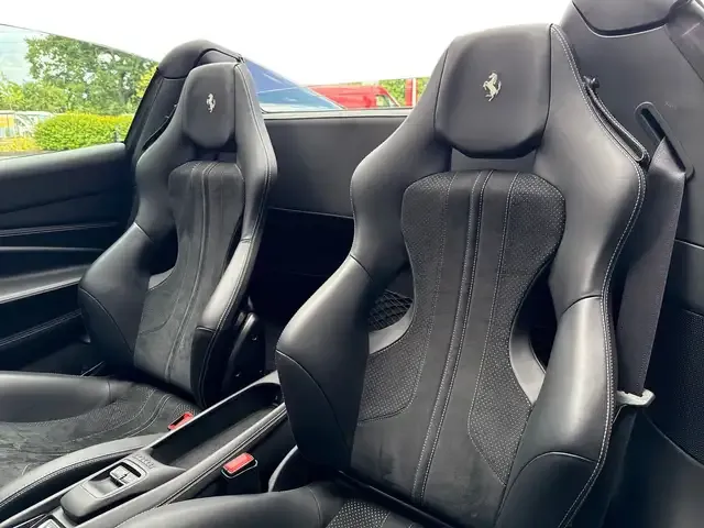 Ferrari F8 Spider