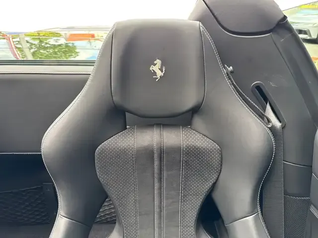 Ferrari F8 Spider