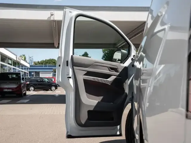 Volkswagen T7 Transporter