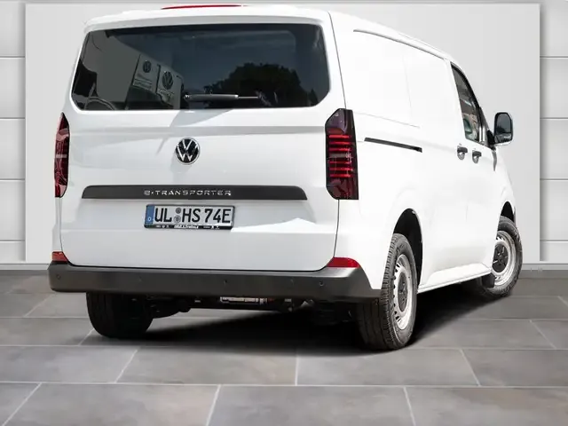 Volkswagen T7 Transporter
