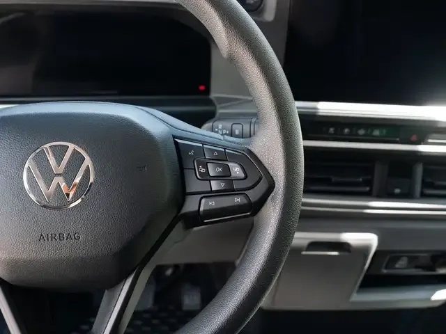 Volkswagen T7 Transporter