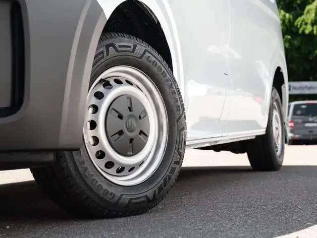 Volkswagen T7 Transporter