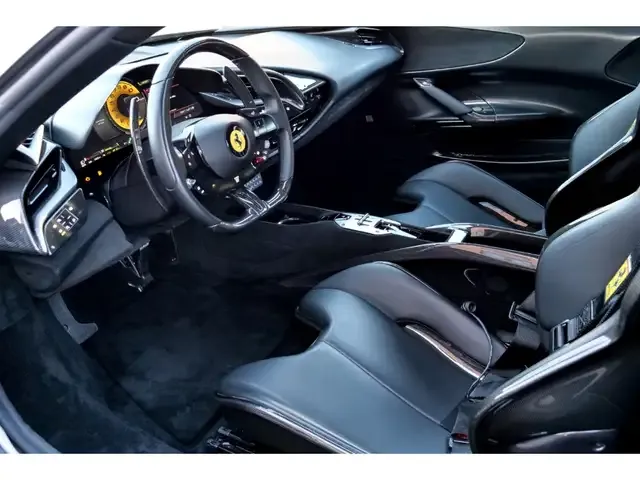 Ferrari SF90 Stradale