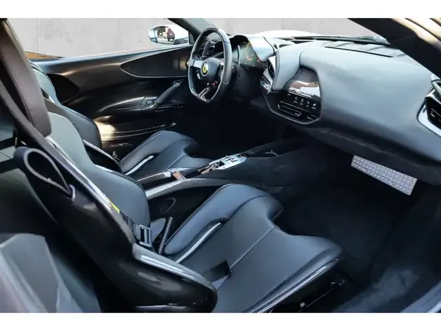 Ferrari SF90 Stradale