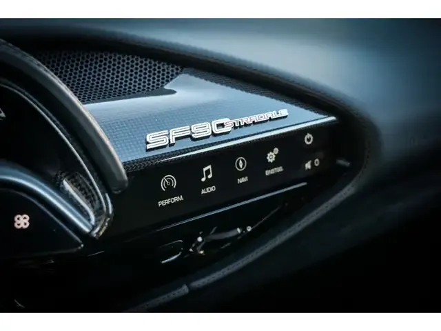 Ferrari SF90 Stradale