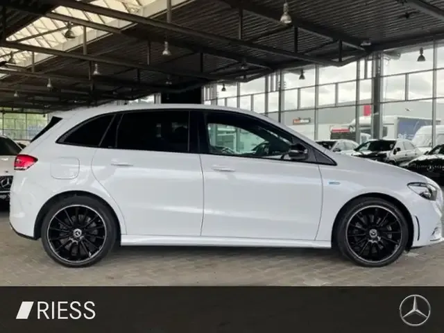Mercedes-Benz B 250