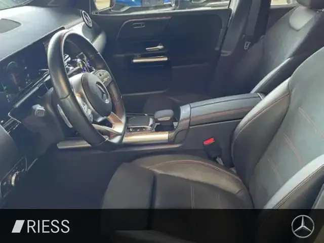 Mercedes-Benz B 250