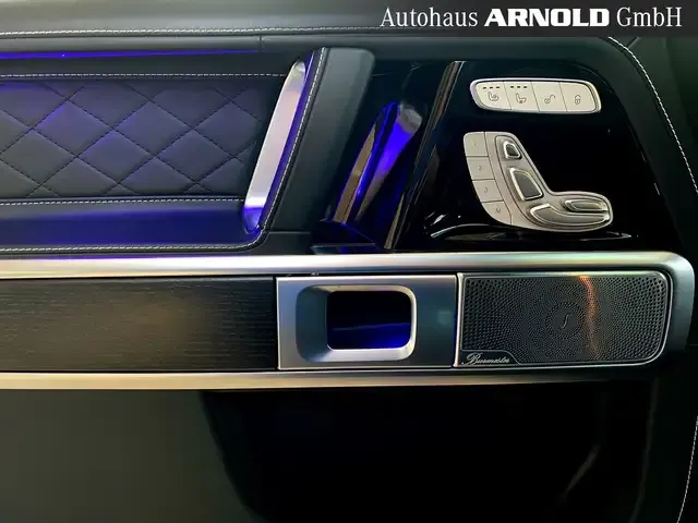 Mercedes-Benz G 400