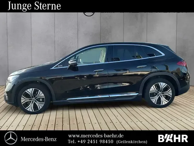 Mercedes-Benz EQE SUV