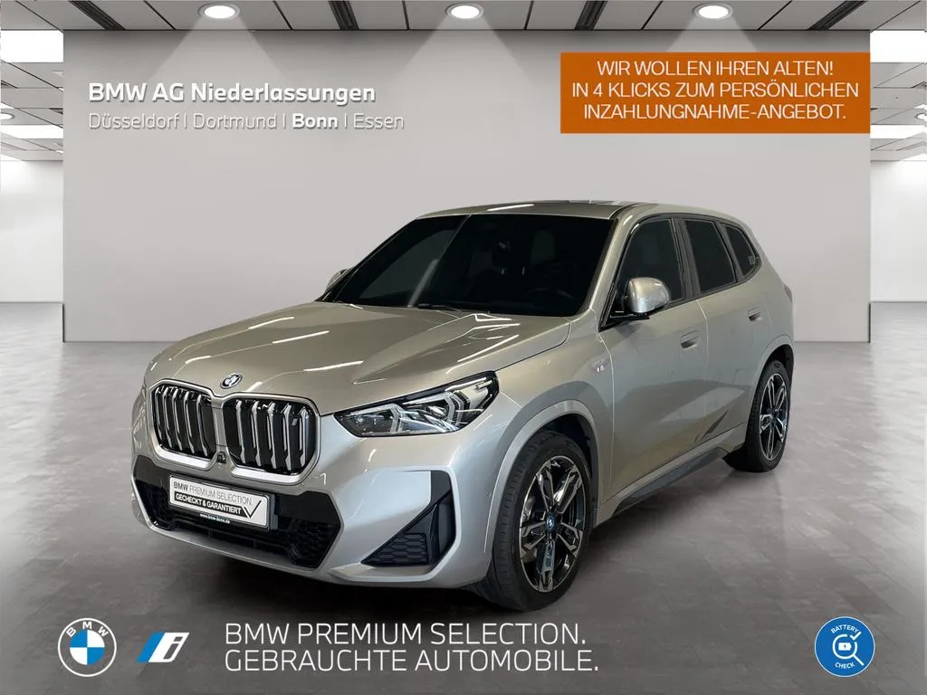 BMW iX1