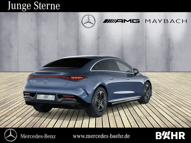 Mercedes-Benz EQE 300