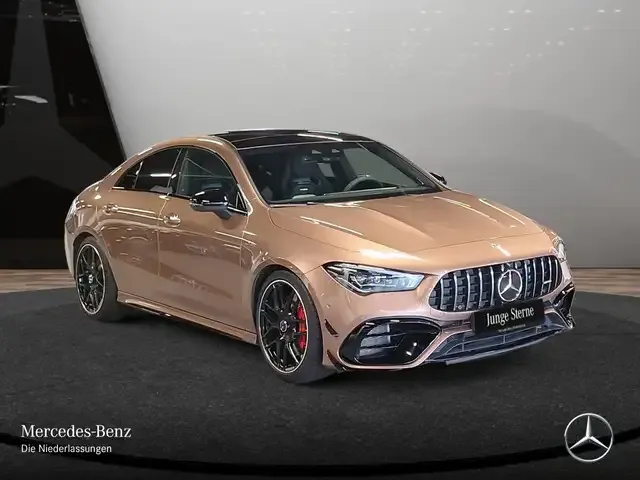 Mercedes-Benz CLA 45 AMG