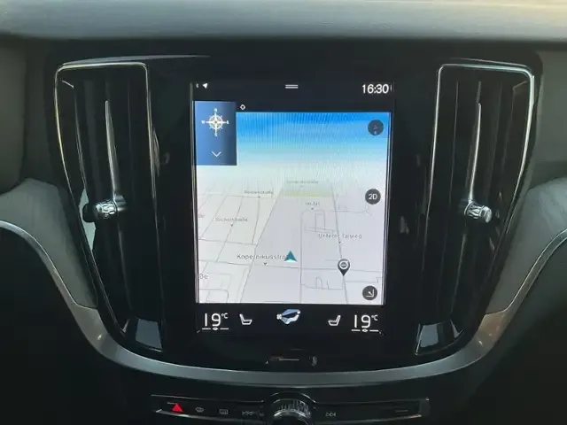 Volvo V60 Cross Country