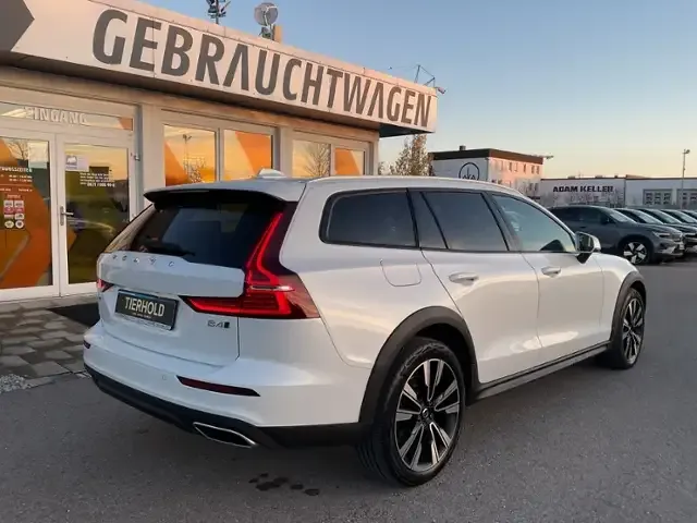 Volvo V60 Cross Country