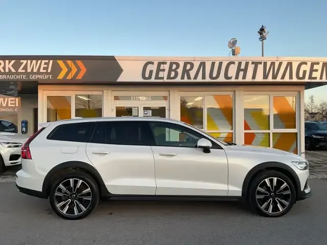 Volvo V60 Cross Country