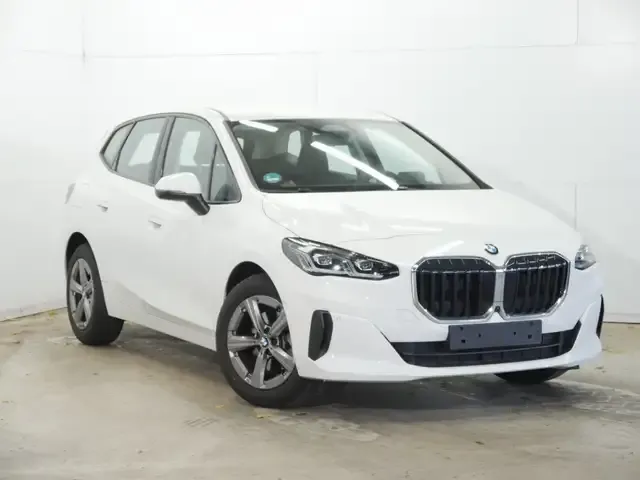 BMW 216
