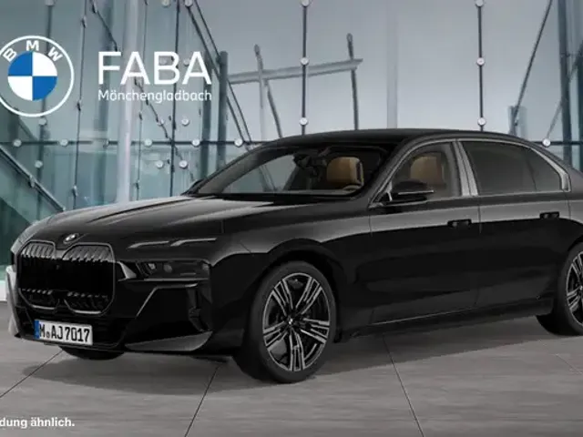 BMW 740