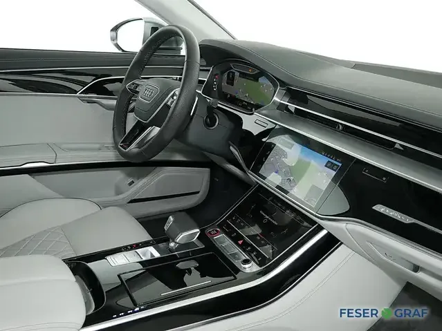 Audi S8