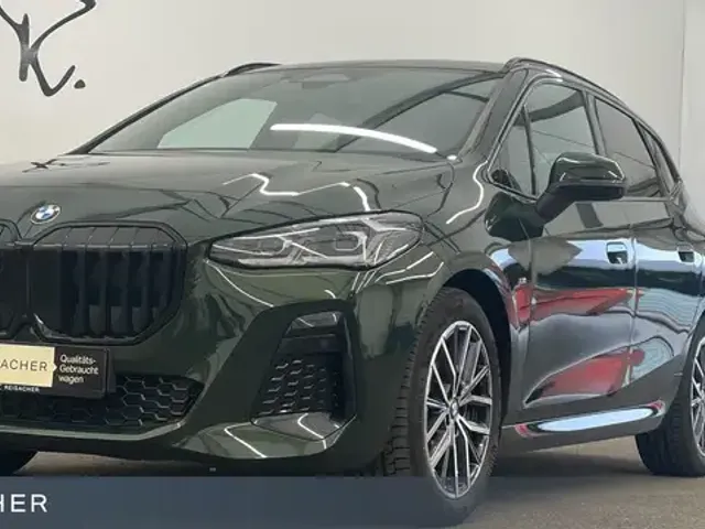 BMW 218