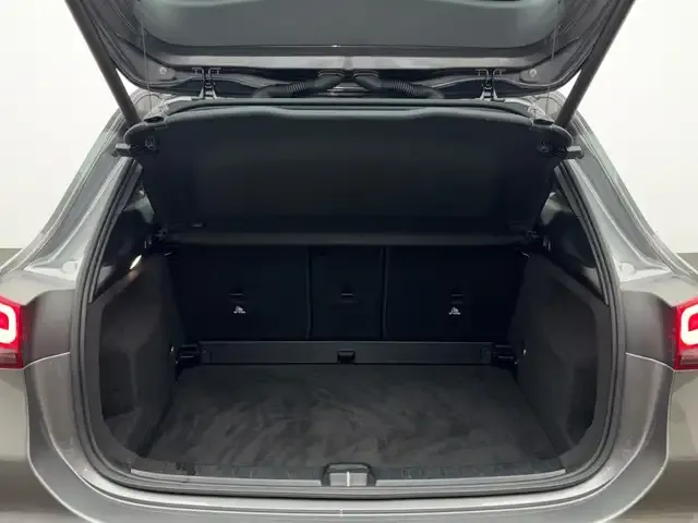 Mercedes-Benz GLA 220