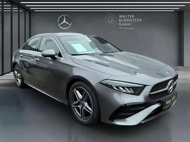 Mercedes-Benz A 220