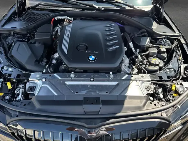 BMW 330
