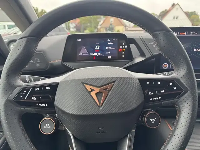 CUPRA Born