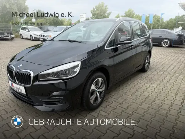 BMW 218