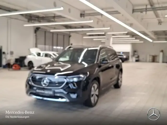 Mercedes-Benz EQB 250