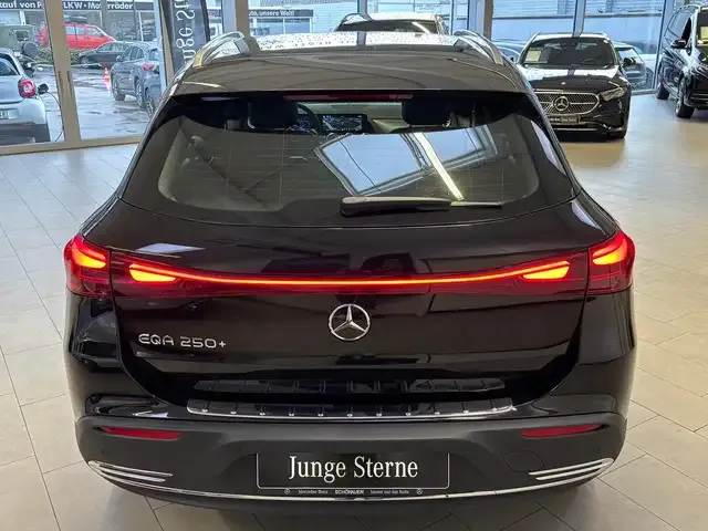 Mercedes-Benz EQA 250