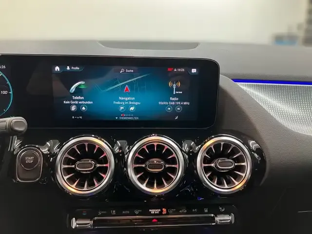 Mercedes-Benz EQA 250