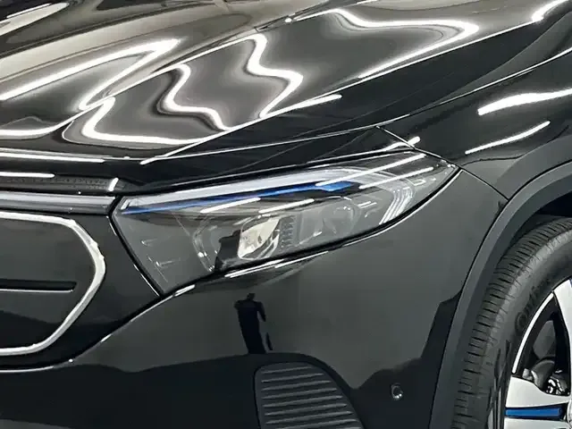 Mercedes-Benz EQA 250