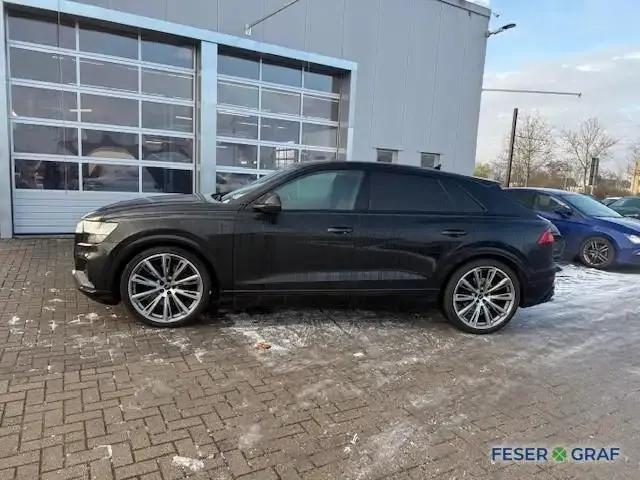Audi SQ8