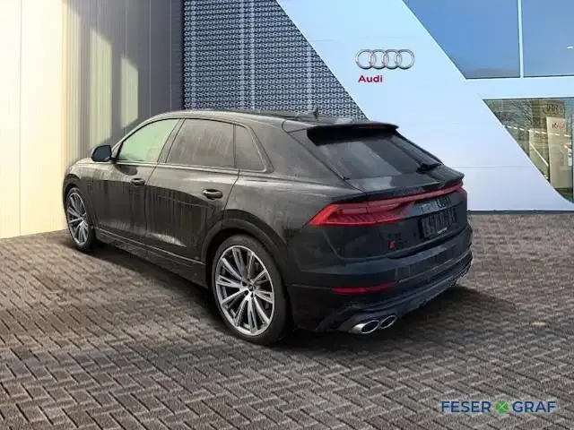 Audi SQ8