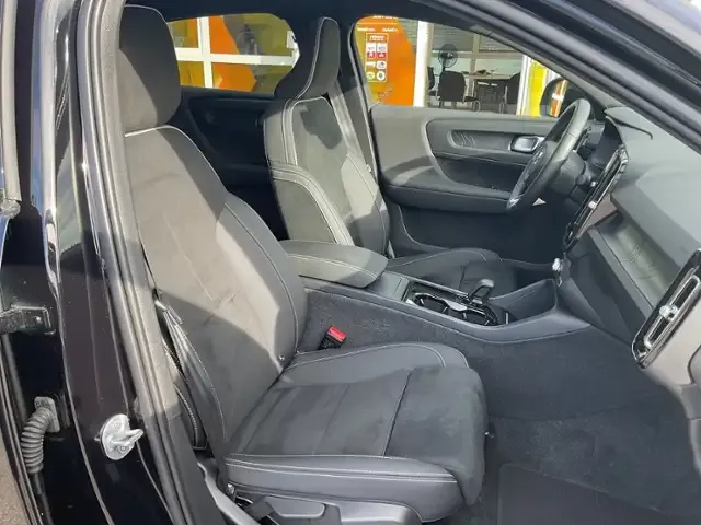 Volvo C40