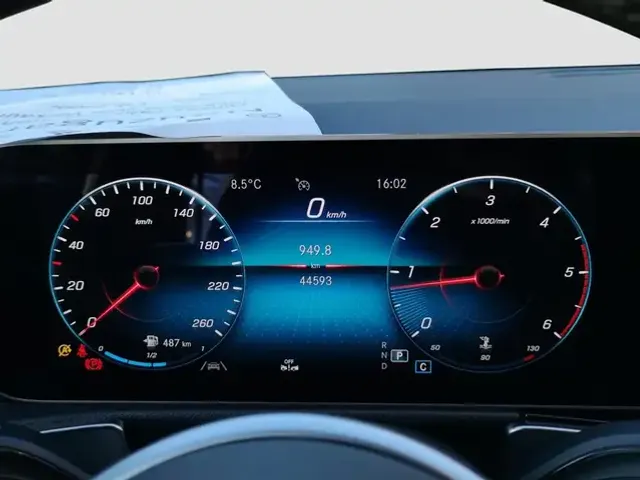 Mercedes-Benz GLB 200