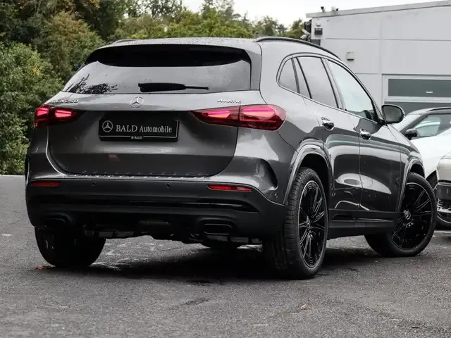 Mercedes-Benz GLA 250