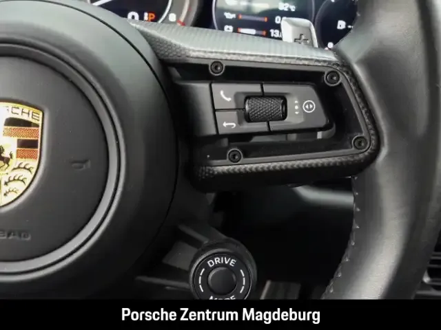 Porsche 992