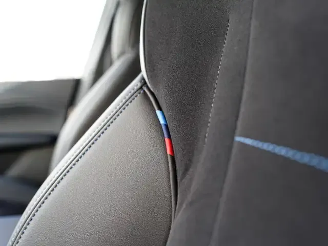 BMW 223
