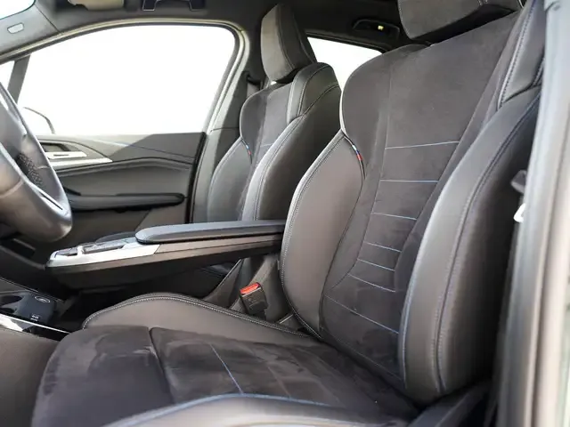 BMW 223